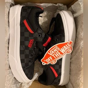 Brand New Little Boys Vans Size 12